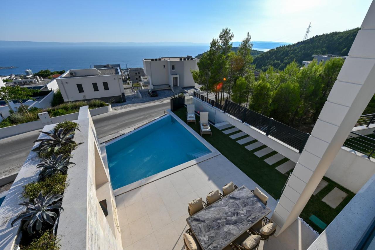 Rosemary West Villa *