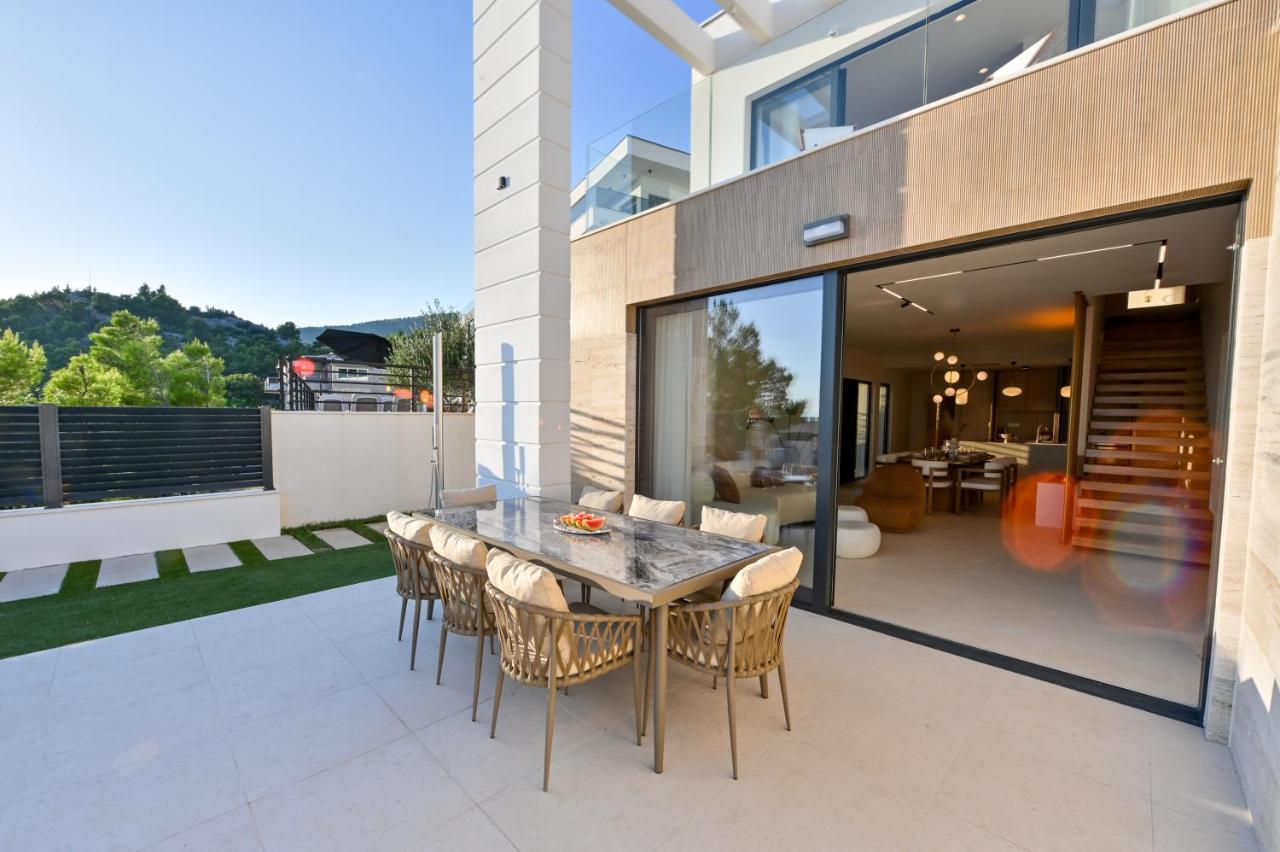 Villa Rosemary West Makarska